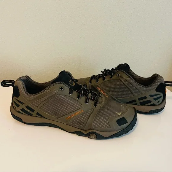 Merrell | Shoes | Merrell Mens Tan And Black Athletic Shoes  display picture 3